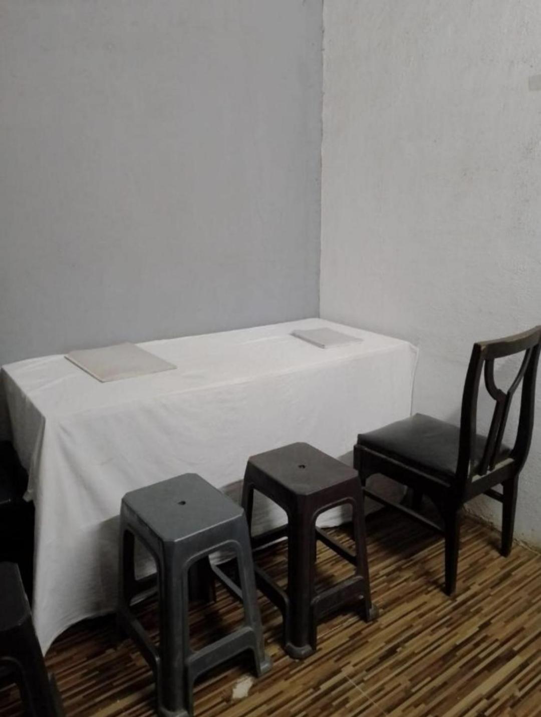 Bapuji Dormitory Hostel ムンバイ エクステリア 写真
